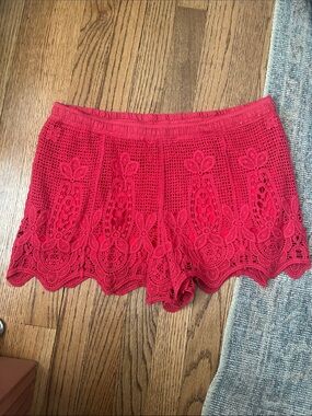 Francesca Collections ‘Alya’ Crochet Low Rise Shorts Sz M with lining - Red